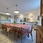 別荘 De 12 Personnes Au Coeur D'un Domaine Viticole *
