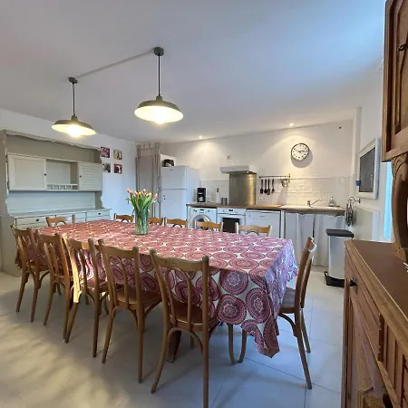 Holiday home De 12 Personnes Au Coeur D'un Domaine Viticole *